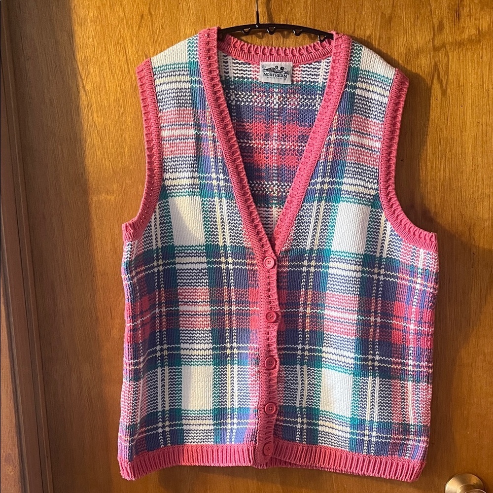 Woman’s Northern Reflections knitted  Pink and Blue Plaid Sweater Vest Large